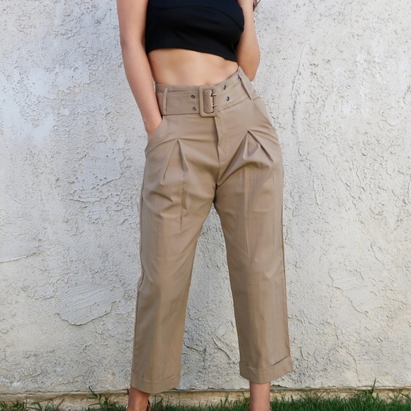 🚨NEW🚨 TAUPE PANTS 🤎 - Picture 1 of 5